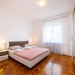 Vesna Lux - Five Bedroom With Swimming Pool Vila *