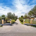 Vesna Lux - Five Bedroom With Swimming Pool * Zadar