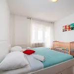 Vesna Lux - Five Bedroom With Swimming Pool Villa *