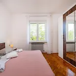 Vesna Lux - Five Bedroom With Swimming Pool