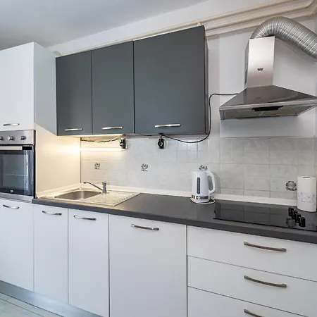 Vesna Lux - Five Bedroom With Swimming Pool Villa
